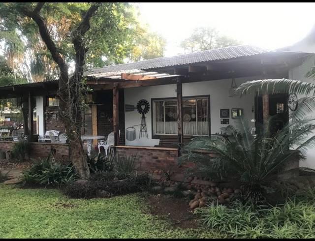 4 BEDROOM HOUSE FOR SALE IN KAMEELDORINGPARK